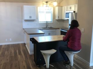 2415 Yew St #2415, Bellingham, WA 98229
