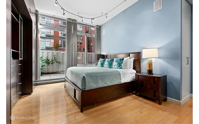 Sold by Douglas Elliman | media 19