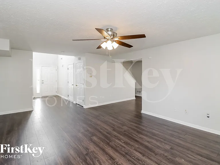 5973 Marsh Cir — Photo 4