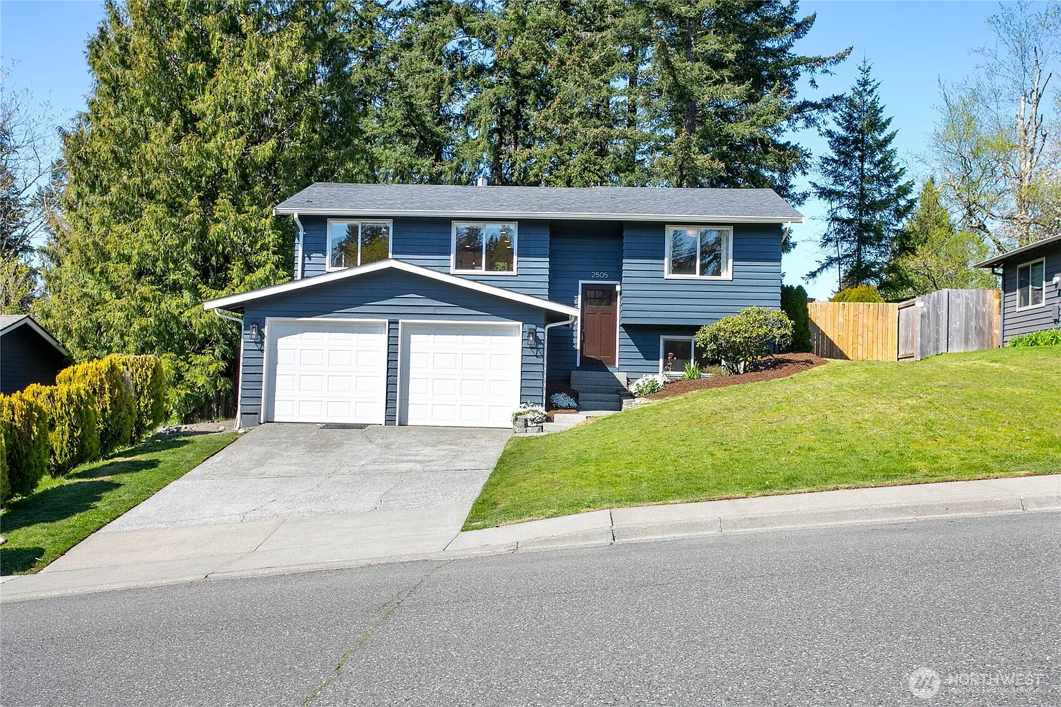 2505 Alvarado Drive photo 1
