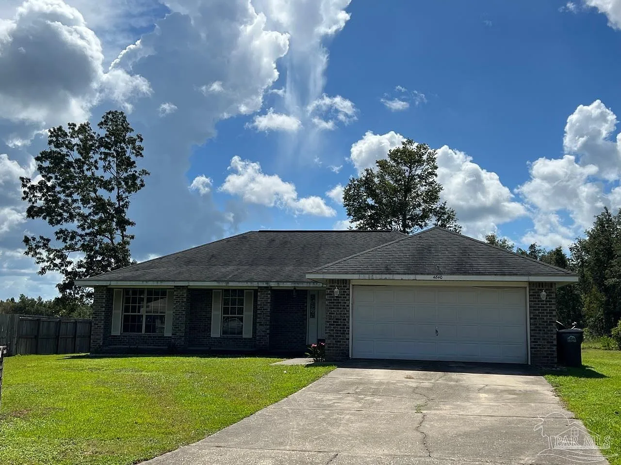 4 bed, 2.0 bath, 1815 sqft, $1,925 — Photo 1