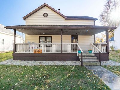 1206 E Main St, Clinton, IL, 61727