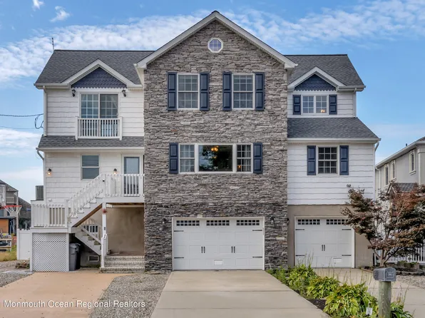 43 Woodhaven Rd, Toms River, NJ 08753