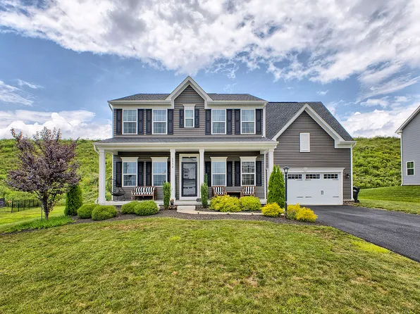 6392 Antonio Dr, Irwin, PA 15642