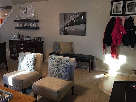 Living/dining room