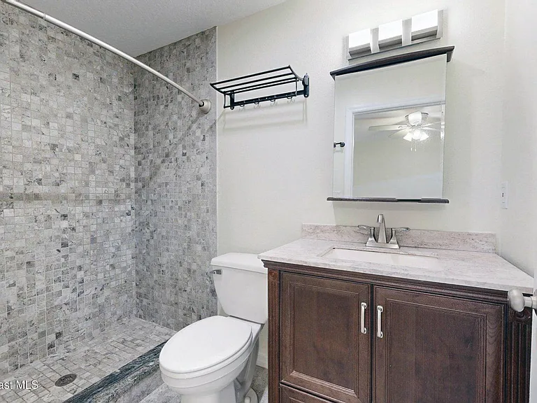 234 Johnson Ave — Photo 26