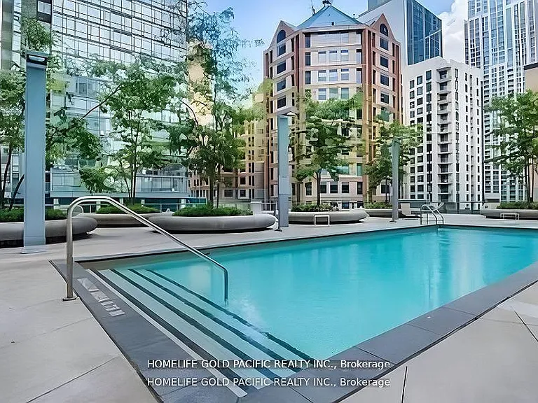832 Bay St #1202 — Photo 39