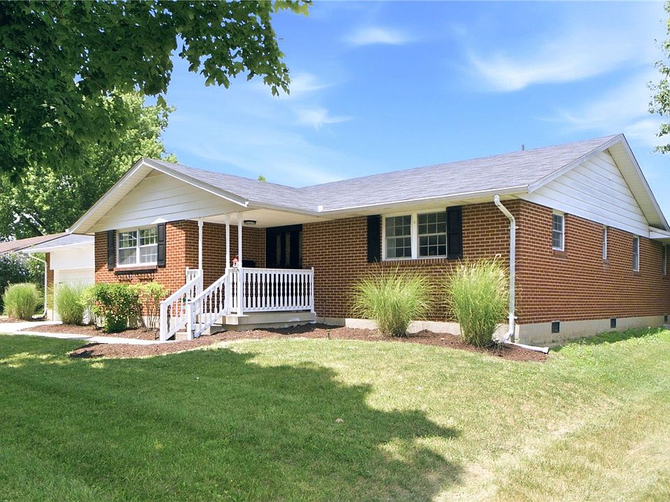 1st image of 1033 Carlo Dr