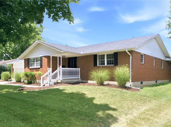 1033 Carlo Dr, Dayton, OH 45429