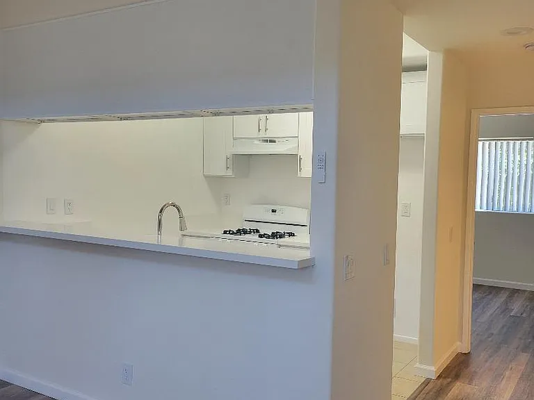 11027 Aqua Vista St #4 — Photo 3