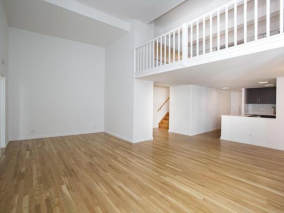 3rd image of 666 Greenwich St APT 501