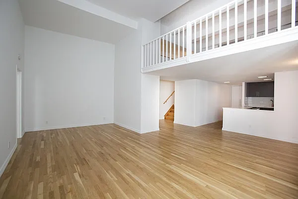 Rented by Space Marketing Shop | media 2