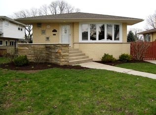 9805 S Kolmar Ave, Oak Lawn, IL 60453