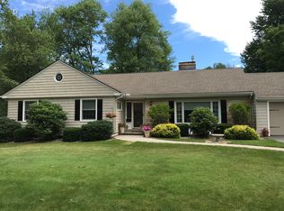 134 Cooley Dr, Longmeadow, MA 01106