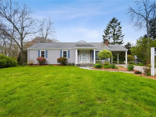 55 Wagner Rd, Westerly, RI 02891