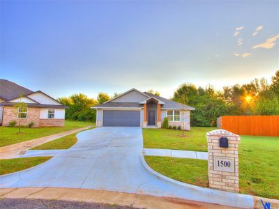 1500 Stirrup Way, Yukon, OK, 73099