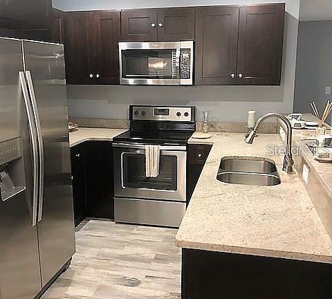 5th image of 2326 Eastbrook Blvd