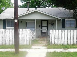 3913 Avenue H, Fort Worth, TX 76105