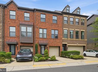 9251 Wood Violet Ct, Fairfax, VA 22031