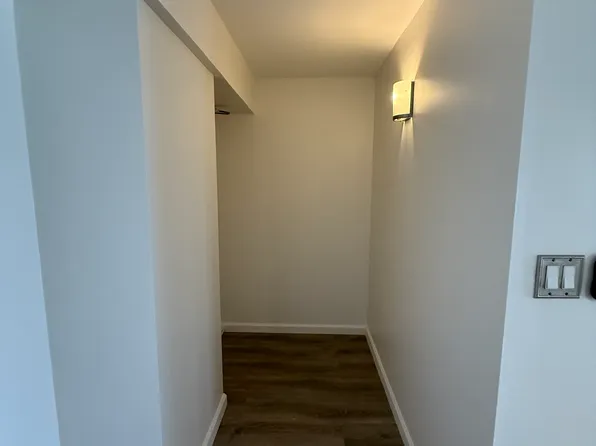 431 Nahua St APT 302, Honolulu, HI 96815