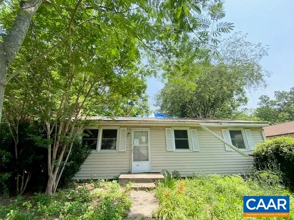 1430 Shenandoah Ave, Waynesboro, VA 22980