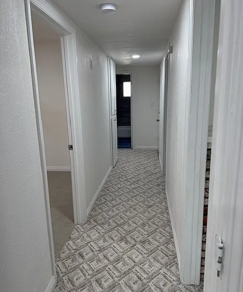 633 W Avenue H8 — Photo 8