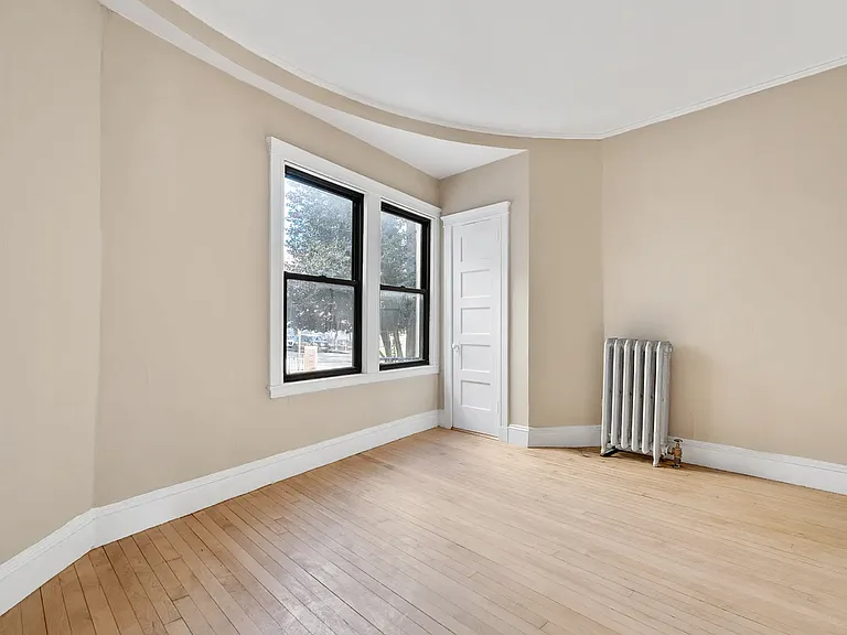 10 Green St #4J — Photo 9