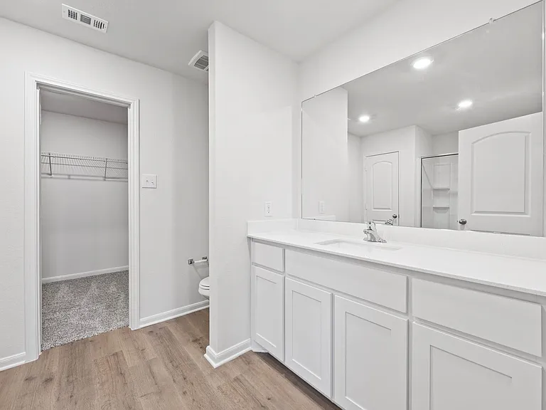 Delano Estates — Photo 30