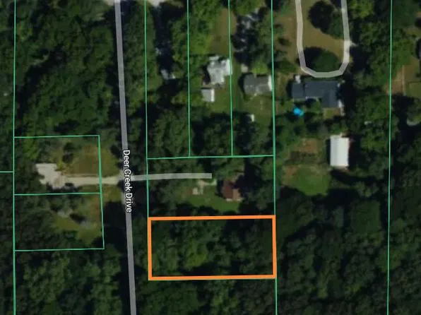 6061 Deercreek Dr, Ypsilanti, MI 48197