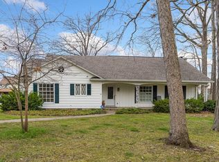 8415 Westridge Rd, Fort Wayne, IN 46825