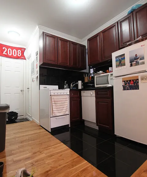 219 Mulberry St #2E — Photo 2