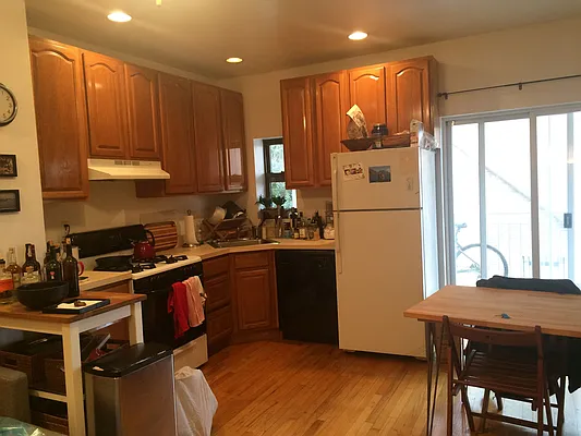 Rented by Corcoran | media 7