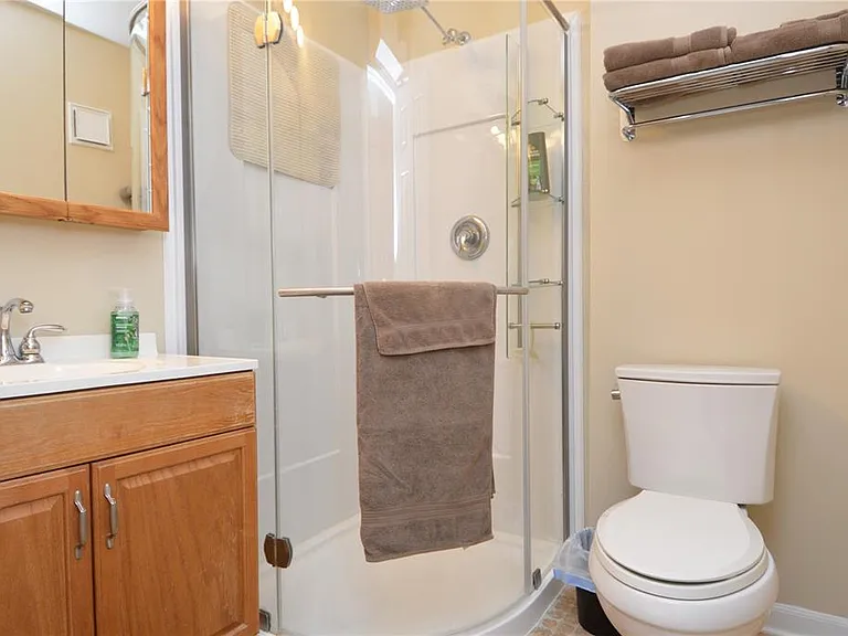121 Seahorse Dr SE #C — Photo 28
