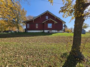 425 Broadway St E, Conde, SD 57434