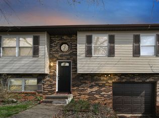 6808 Centennial Dr, Reynoldsburg, OH 43068