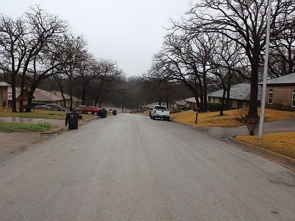 5th image of 7532 Kell Dr