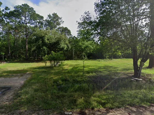 6056 E Issaquena St, Bay Saint Louis, MS 39520