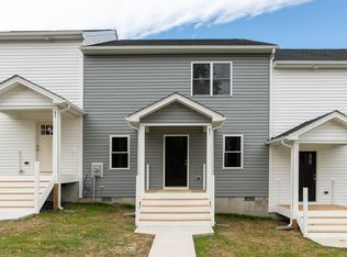 635 N Bayard Ave, Waynesboro, VA 22980