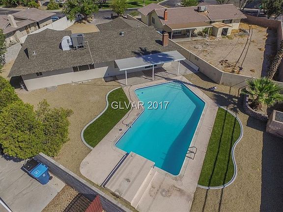 2nd image of 4411 Del Monte Ave