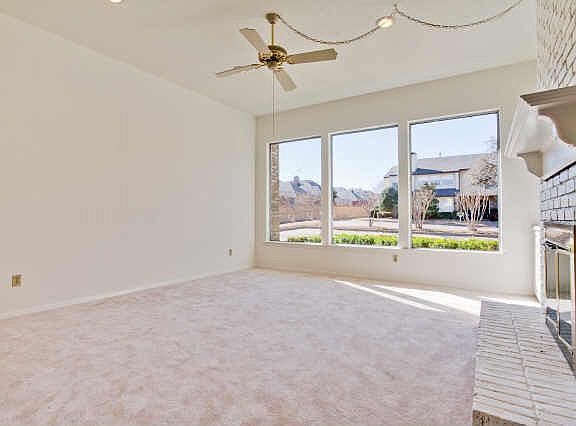3rd image of 5958 Preston Valley Dr
