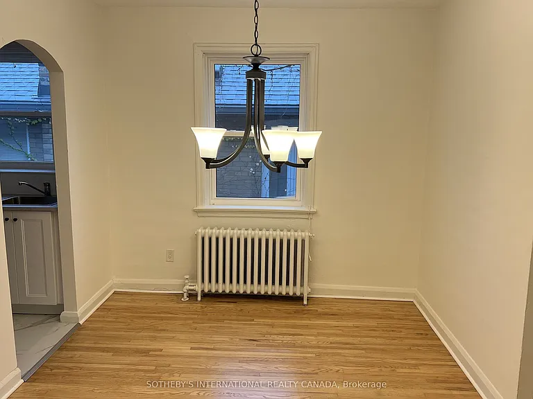126 Braemar Ave #UPPER — Photo 10