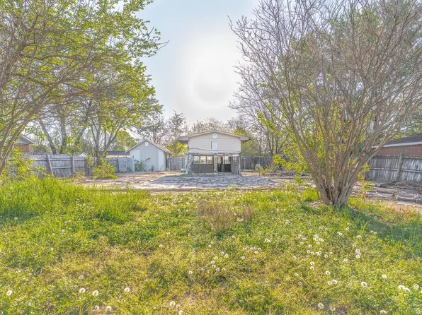 200 Sparkey Dr, Bay, AR 72411