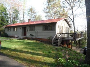 363 Pauline Ave, Franklin, NC 28734