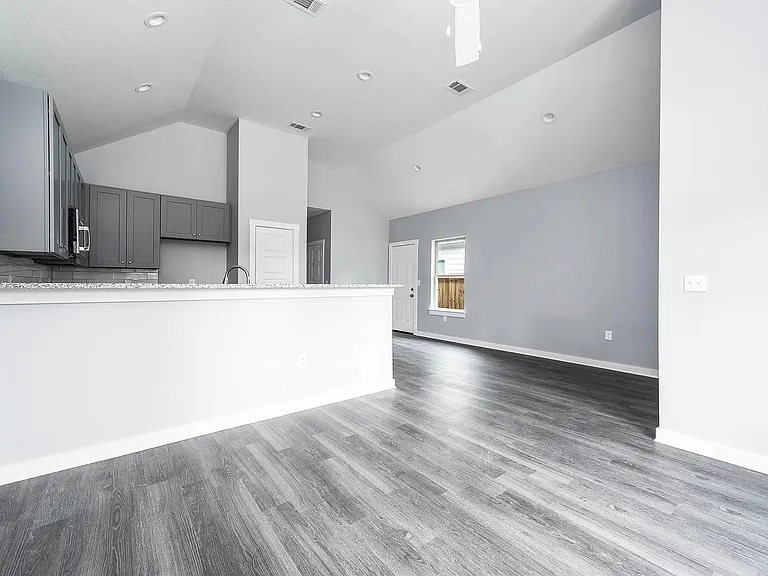 16981 Glenheath — Photo 4