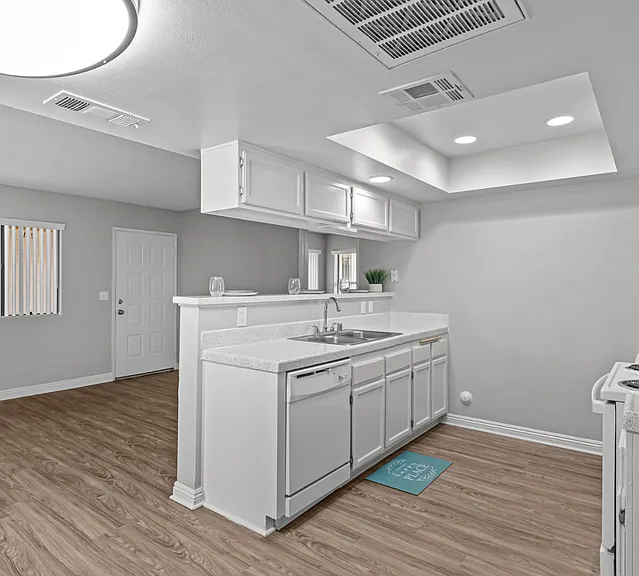 La Sierra Apartments — Photo 62