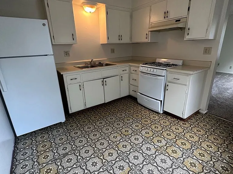 811w1st — Photo 5