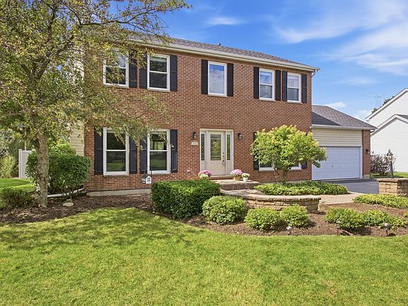 3rd image of 452 Spring Ridge Dr