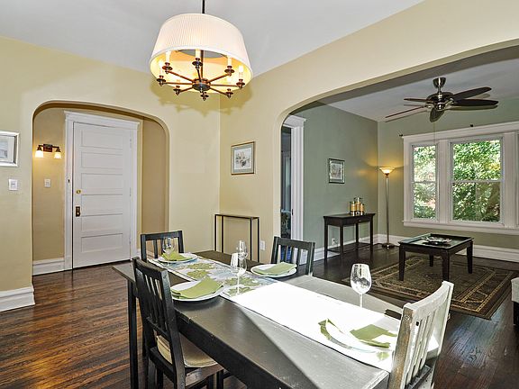 2nd image of 1341 W Waveland Ave #2F