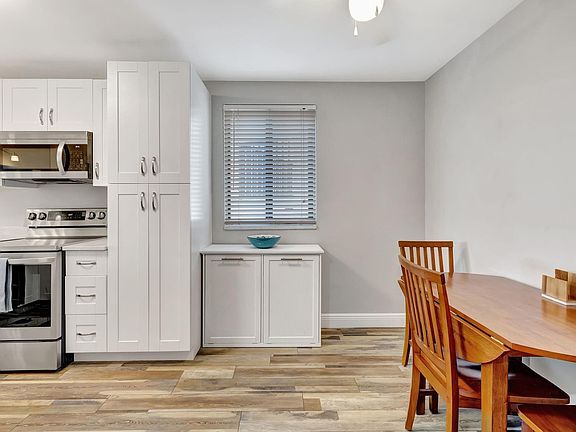 5th image of 9565 N Belfort Circle #206