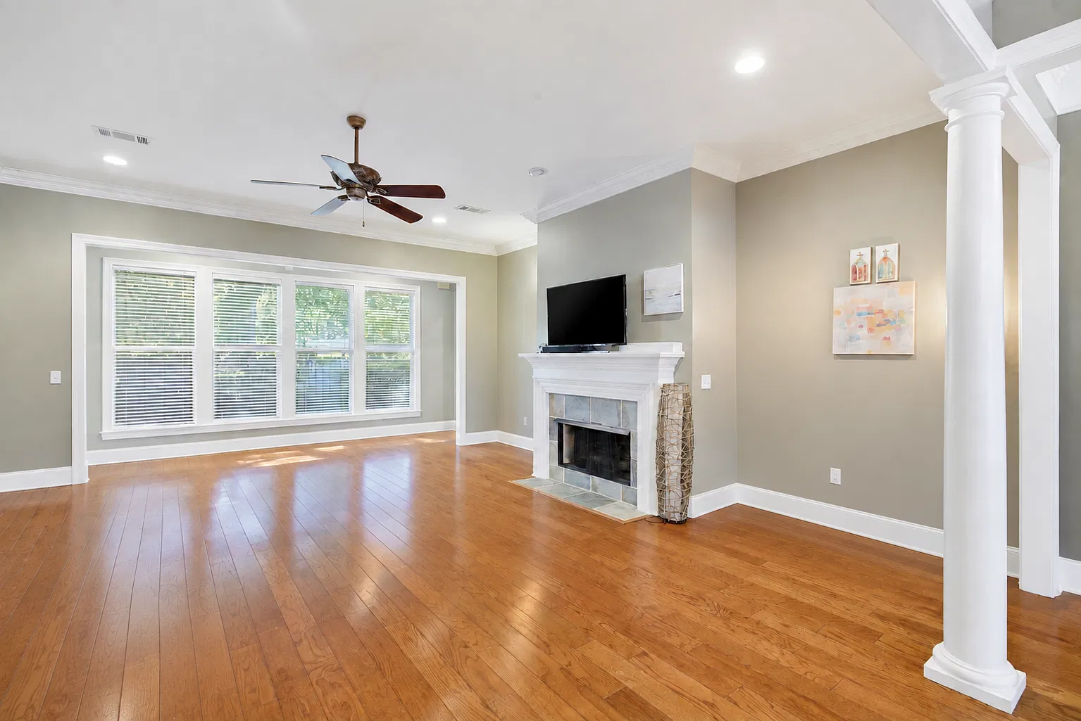 4 bed, 3207 sqft, $2,700 — Photo 4